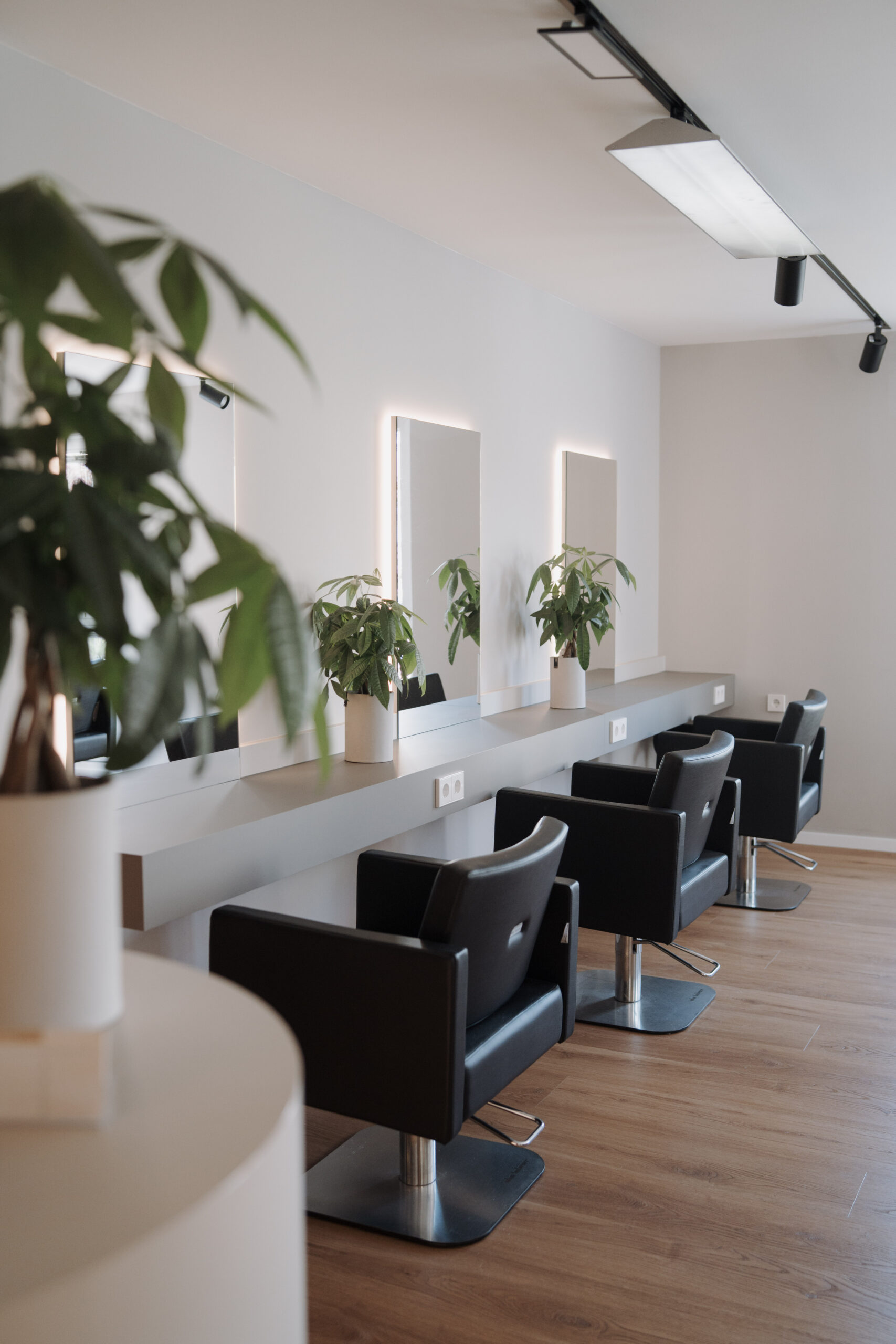 Stadtfrisör MüllheimDamenhaarschnitt Styling Haarwäsche